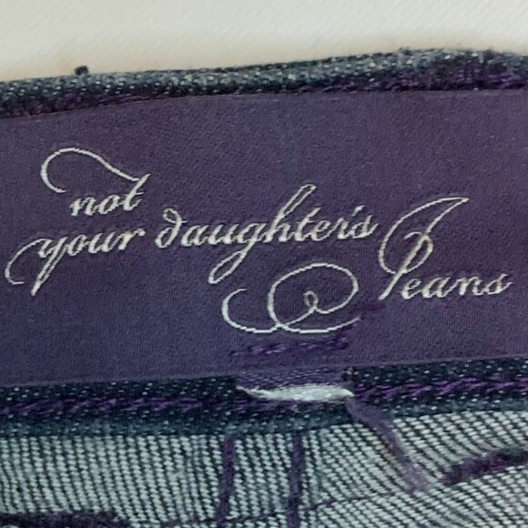 Not your daughter's Jeans Capri style jeans - Picture 2 of 4